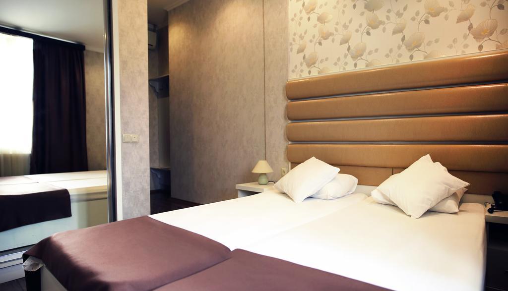 Rondo Hotel Tbilisi ภายนอก รูปภาพ